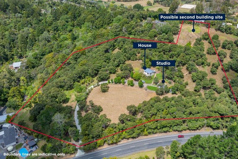 Photo of property in 379 Muriwai Road, Waimauku, 0881