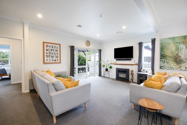 Photo of property in 19 Harpham Street, Taradale, Napier, 4112