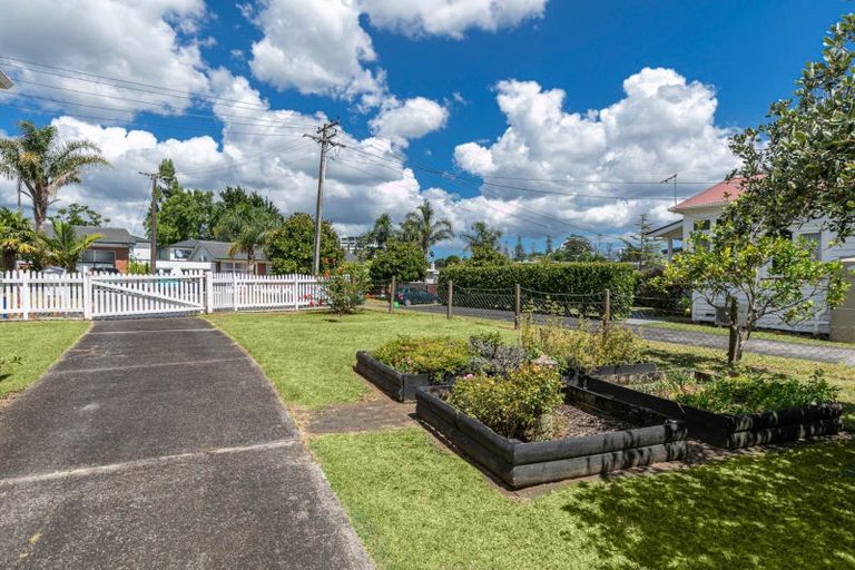 Photo of property in 40 Glenorchy Street, Glen Eden, Auckland, 0602