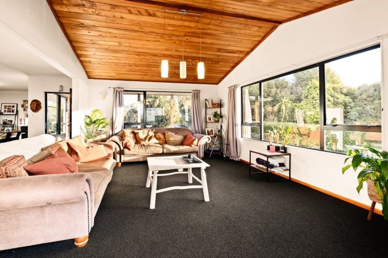 Photo of property in 95 Wharekauri Road, Mimi, Urenui, 4377