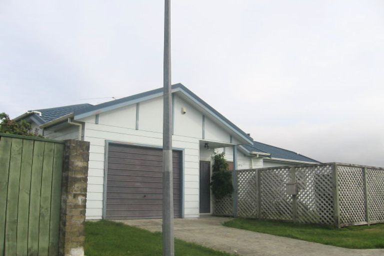Photo of property in 13 Jasmine Grove, Maungaraki, Lower Hutt, 5010