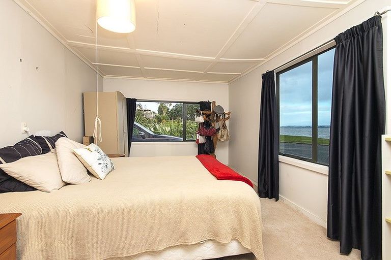 Photo of property in 9 Beach Road, Glenbrook, Waiuku, 2681