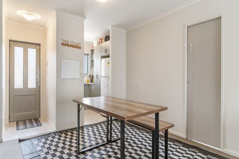 Photo of property in St Claire Village, 123/172 Mcleod Road, Te Atatu South, Auckland, 0610