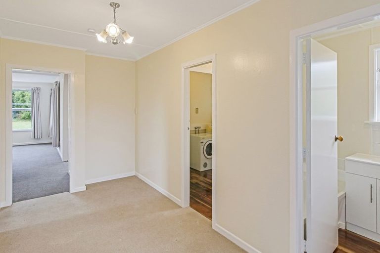 Photo of property in 69 Alexandra Street, Marton, 4710