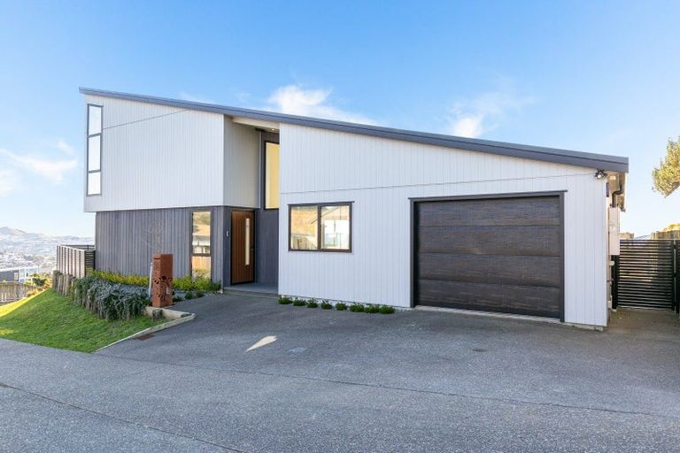 Photo of property in 81 Cedarwood Street, Woodridge, Wellington, 6037