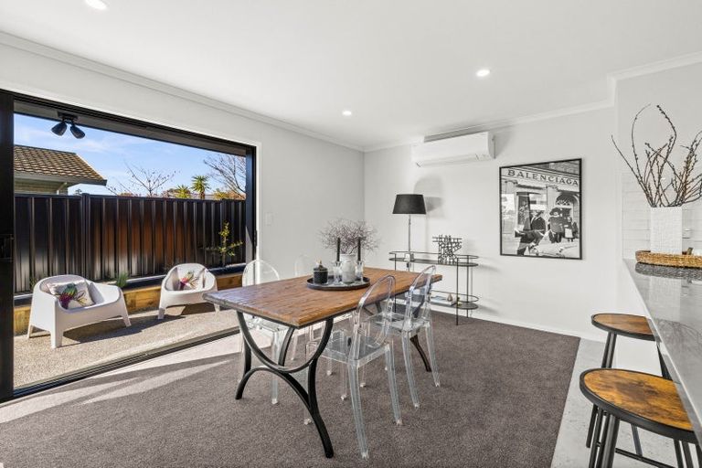Photo of property in 50a Napier Road, Havelock North, 4130