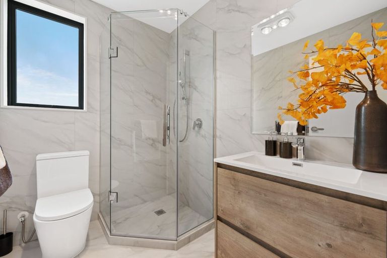 Photo of property in 3/25 Abbotleigh Avenue, Te Atatu Peninsula, Auckland, 0610