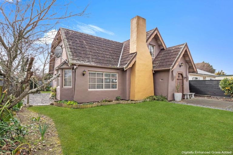 Photo of property in 8 Rosedale Place, Levin, 5510