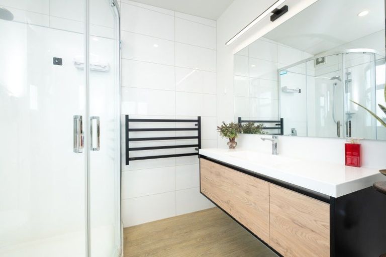 Photo of property in 82b Meeanee Quay, Westshore, Napier, 4110