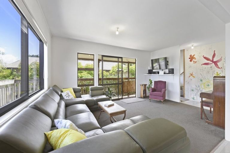 Photo of property in 94 Hibiscus Coast Highway, Red Beach, 0932