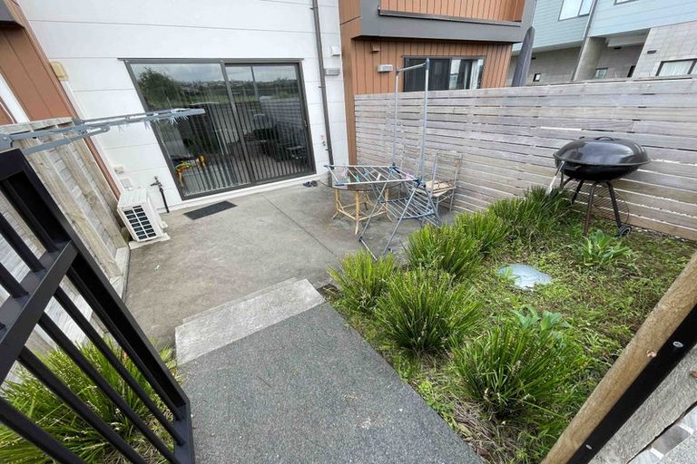 Photo of property in 39 Sun Orchid Avenue, Wiri, Auckland, 2104