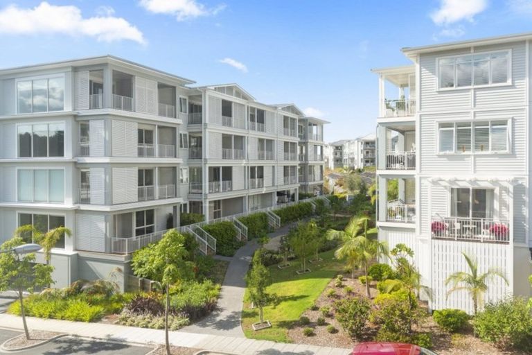 Photo of property in 104 Eaves Bush Parade, Orewa, 0931