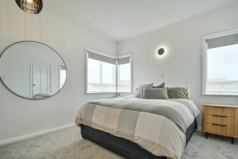 Photo of property in 1 Lowry Terrace, Marewa, Napier, 4110