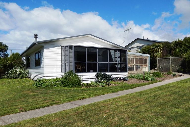 Photo of property in 22 Chambers Street, Kakanui, Oamaru, 9495