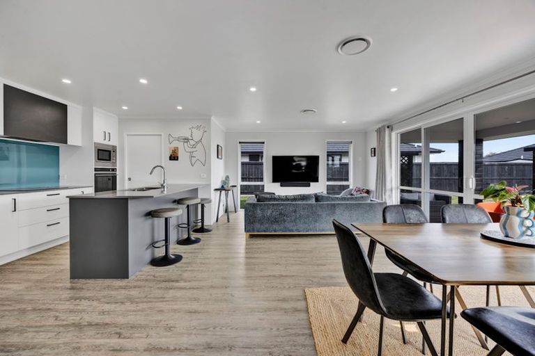 Photo of property in 51d Rata Street, Hawera, 4610