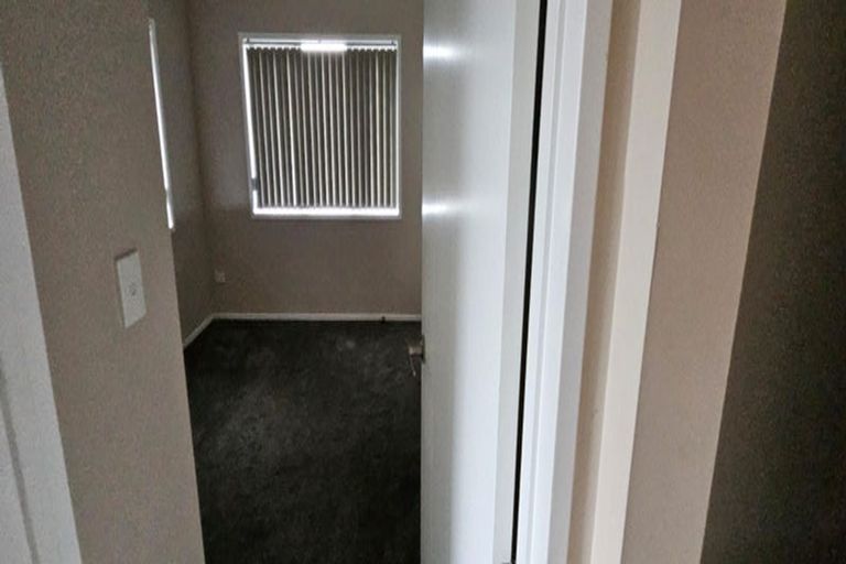 Photo of property in 92c Cargill Street, Papakura, 2110