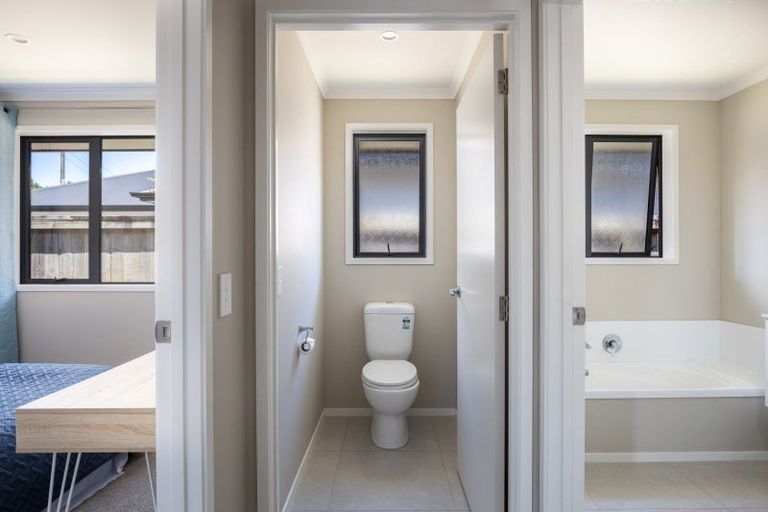 Photo of property in 213c Junction Road, Highlands Park, New Plymouth, 4371