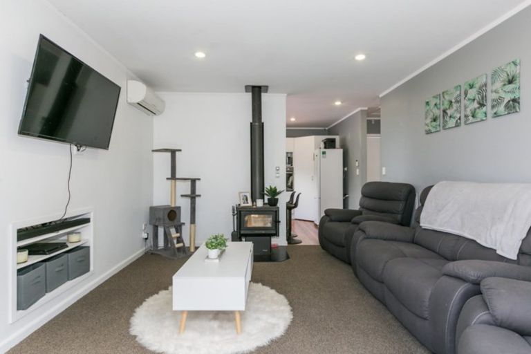 Photo of property in 104a Lumsden Road, Akina, Hastings, 4122