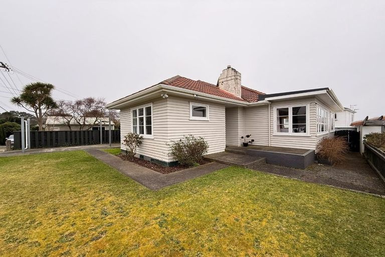 Photo of property in 59 Woodland Road, Johnsonville, Wellington, 6037