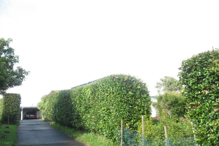 Photo of property in 1/36 Archmillen Avenue, Pakuranga Heights, Auckland, 2010