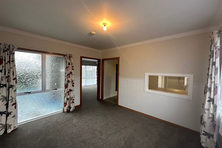 Photo of property in 28 High Street West, Waitara, 4320