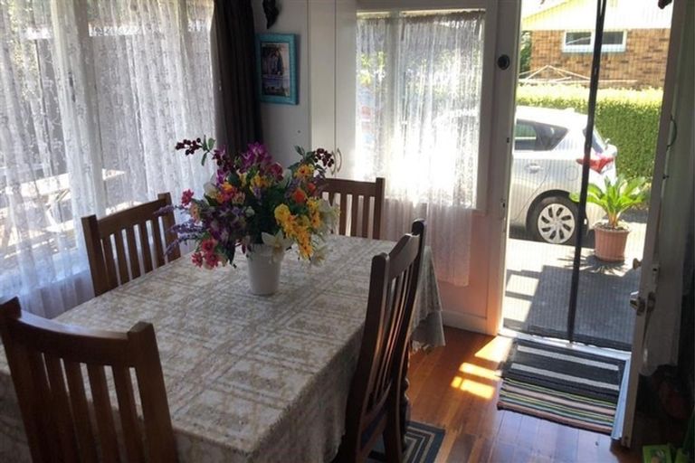 Photo of property in 3/45 East Street, Papakura, 2110