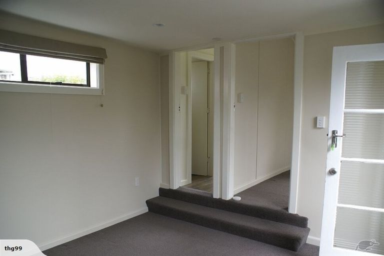 Photo of property in 2/2 Cashmere Road, Cashmere, Christchurch, 8022