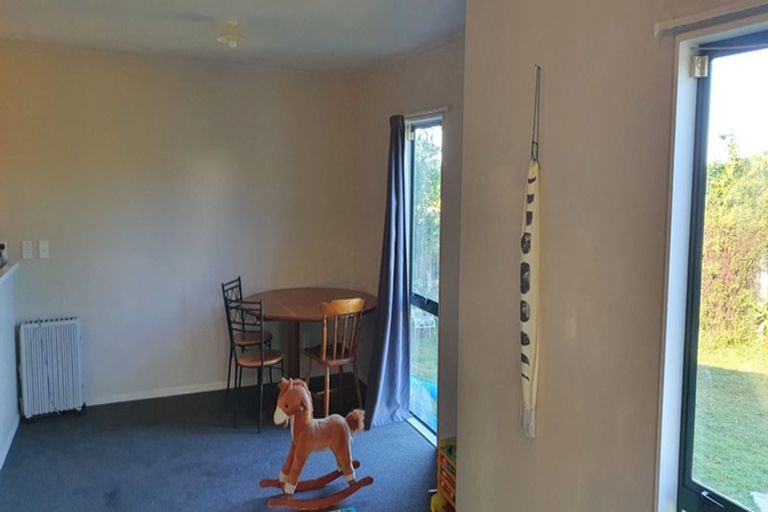Photo of property in 4/25 Solveig Place, Randwick Park, Auckland, 2105
