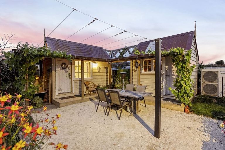 Photo of property in 7 Clarks Lane, Hobsonville, Auckland, 0618