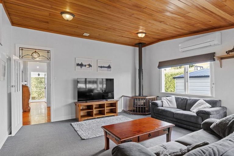 Photo of property in 49c Martyn Street, Waiuku, 2123