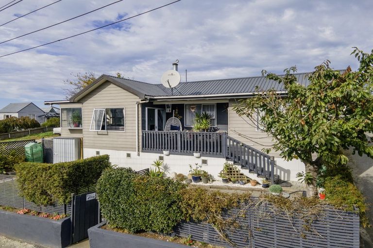 Photo of property in 8 Roslyn Terrace, West End, Timaru, 7910