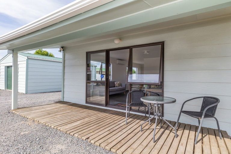 Photo of property in 131b Queen Street West, Levin, 5510