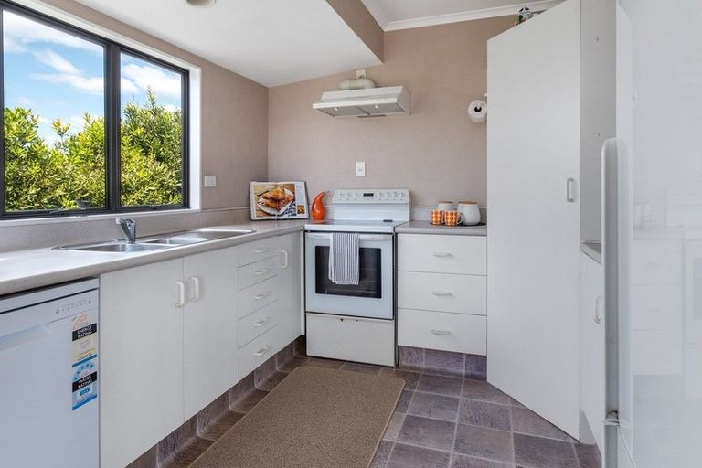 Photo of property in 5 Finlowe Way, Otumoetai, Tauranga, 3110