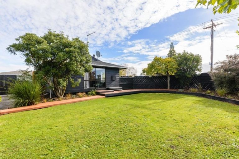 Photo of property in 2 Mcfarlane Place, Springlands, Blenheim, 7201