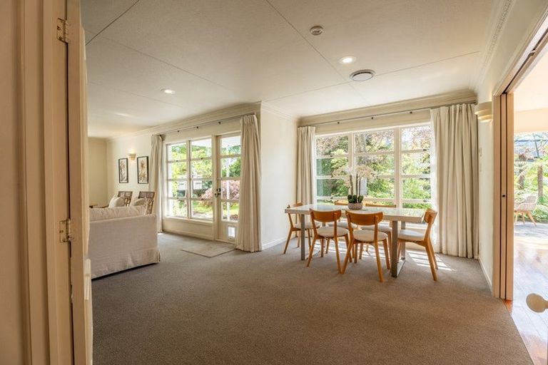 Photo of property in 8 Tuirau Place, Ilam, Christchurch, 8041