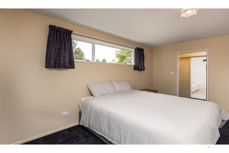 Photo of property in 5 Hayes Street, Waimate, 7924