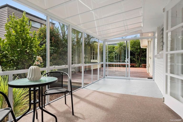 Photo of property in 51 Dominion Street, Takapuna, Auckland, 0622