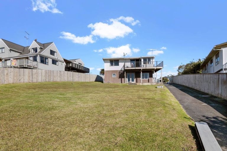 Photo of property in 31 Rishworth Avenue, Stanmore Bay, Whangaparaoa, 0932