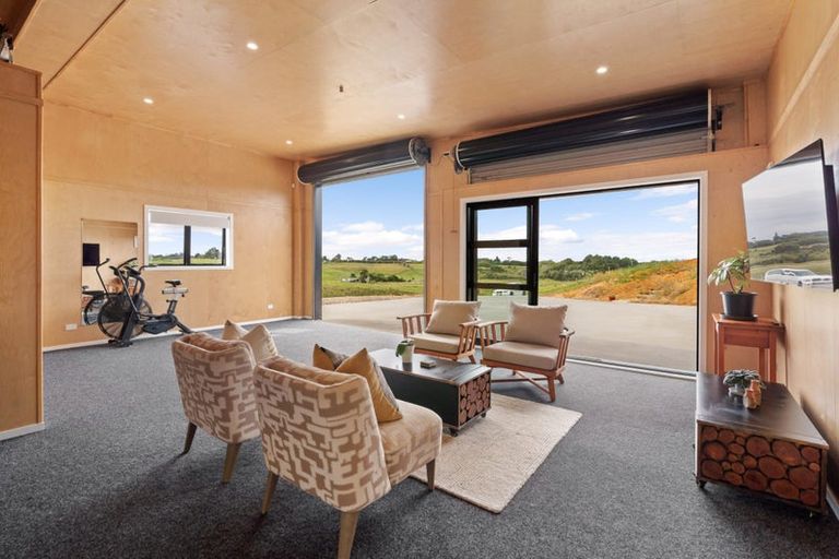 Photo of property in 49 Honey Road, Otaua, 2683