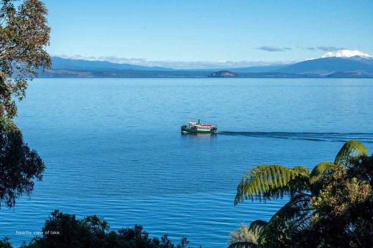 Photo of property in 43 Whakamoenga Point, Acacia Bay, Taupo, 3385