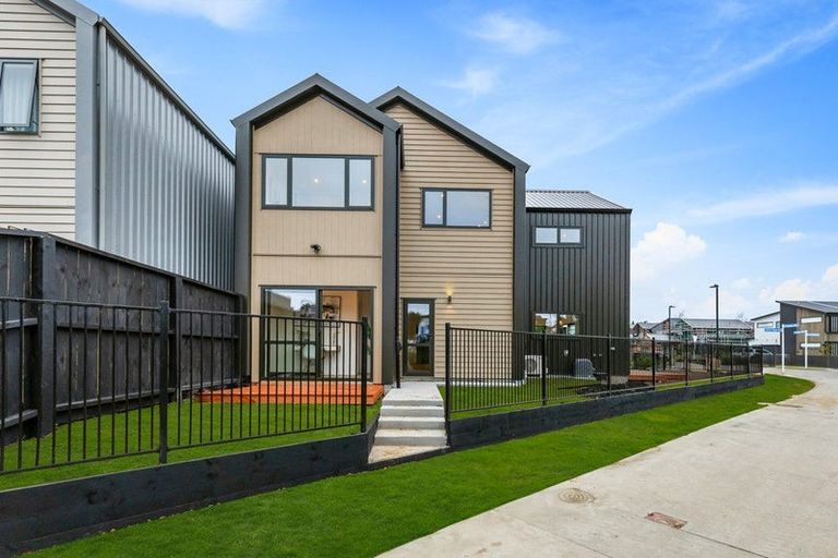 Photo of property in 39 Bristol Freighter Road, Hobsonville, Auckland, 0616