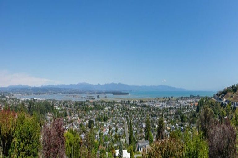 Photo of property in 41 View Mount, Stoke, Nelson, 7011