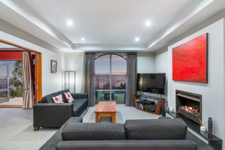 Photo of property in 17 Westview Place, Huntsbury, Christchurch, 8022