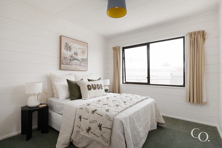 Photo of property in 26 Queen Road, Bellevue, Tauranga, 3110