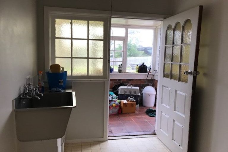 Photo of property in 17 Arney Road, Ranui, Auckland, 0612