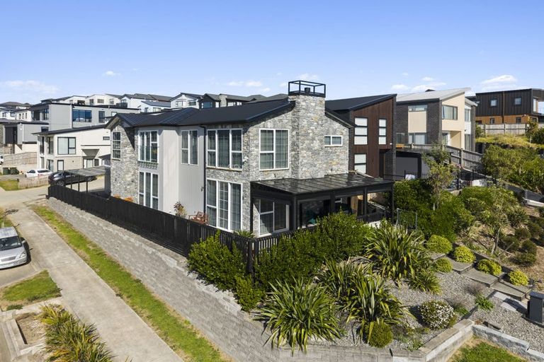 Photo of property in 9 Bremner Ridge Street, Flat Bush, Auckland, 2019
