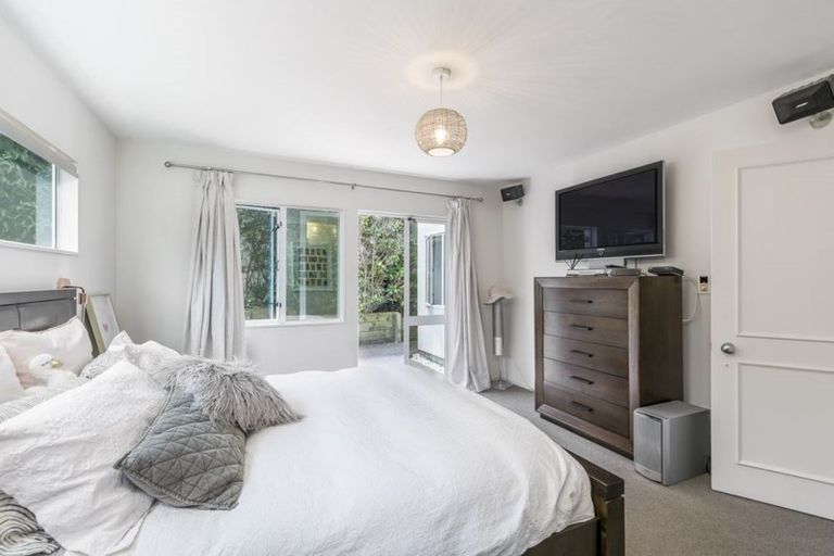 Photo of property in 21a Monyash Road, Manly, Whangaparaoa, 0930