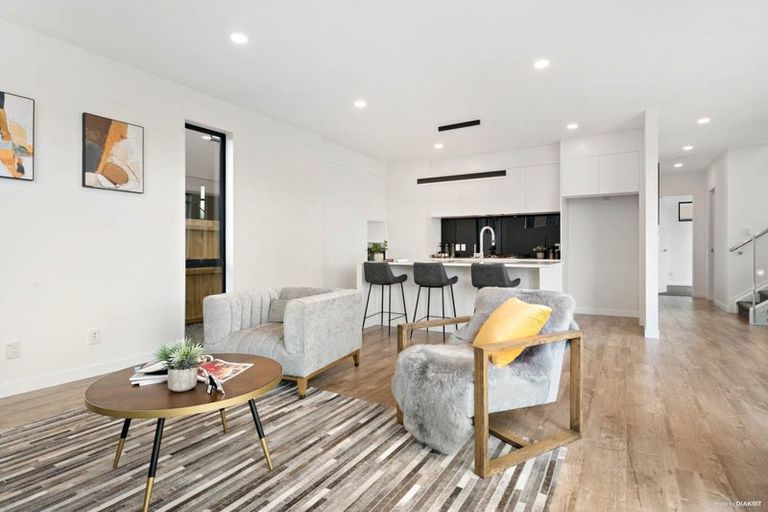 Photo of property in 21a Roseberry Avenue, Birkenhead, Auckland, 0626