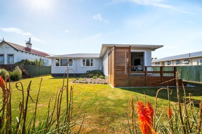 Photo of property in 114 Fairfield Road, Hawera, 4610