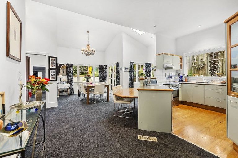 Photo of property in 353 Karori Road, Karori, Wellington, 6012